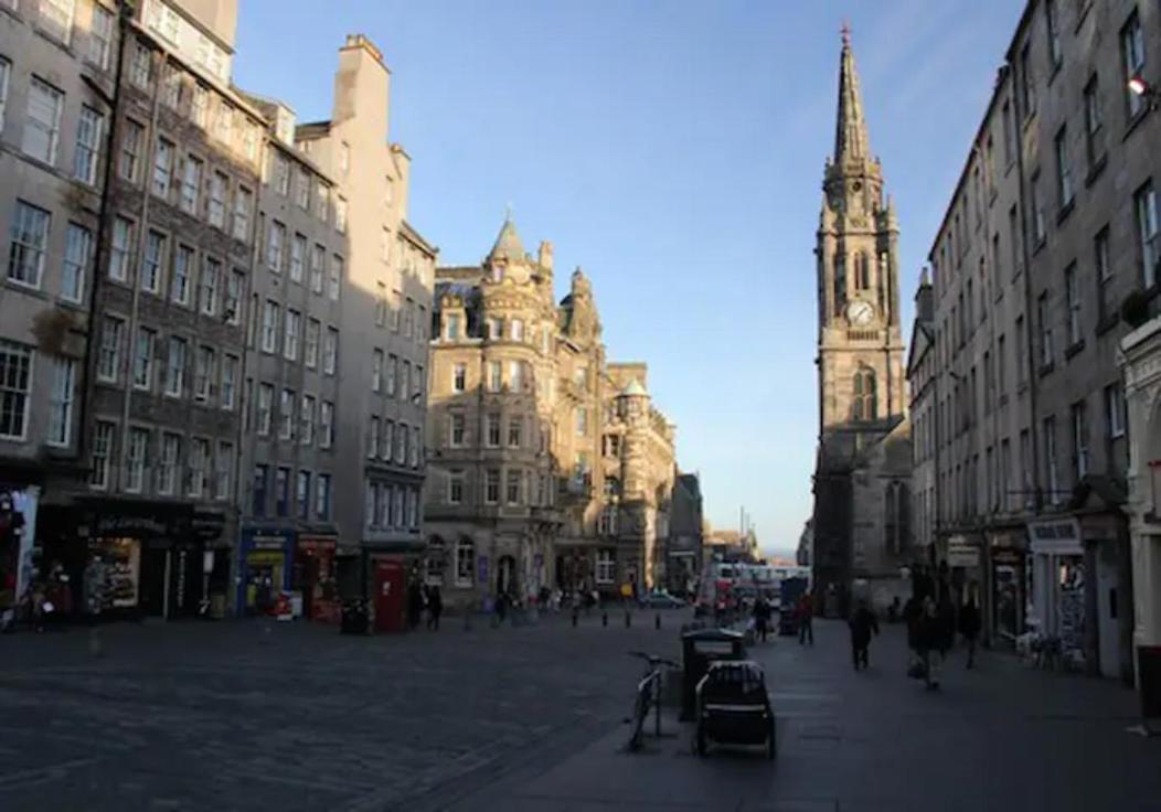 Tron Kirk Residence Edinburgh Bagian luar foto