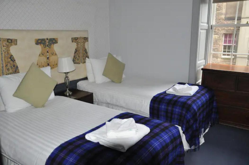 Tron Kirk Residence Edinburgh Bagian luar foto