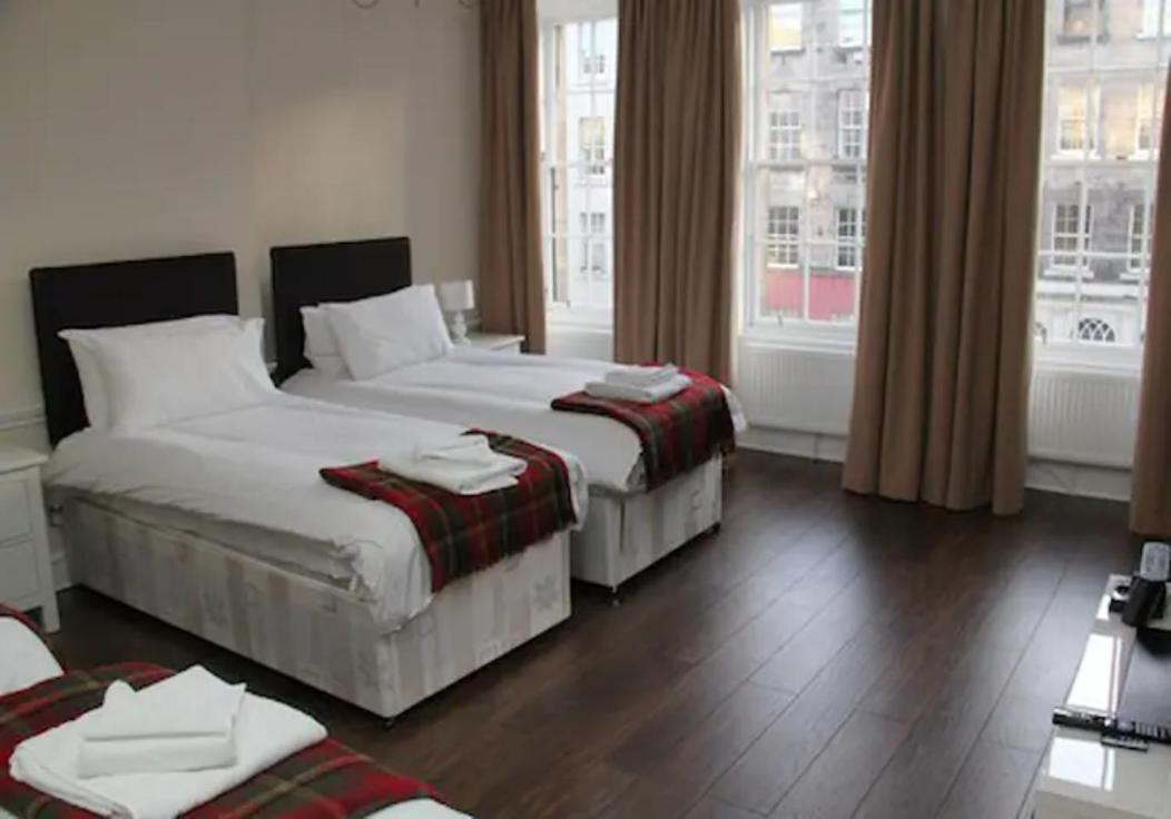 Tron Kirk Residence Edinburgh Bagian luar foto