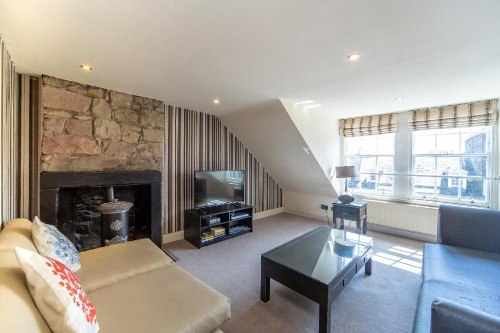 Tron Kirk Residence Edinburgh Bagian luar foto